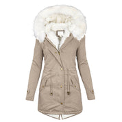 Getailleerde winterparka met zachte voering en elegante capuchon