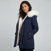 Getailleerde winterparka met zachte voering en elegante capuchon