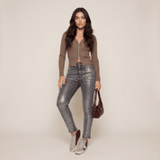 stijlvolle en comfortabele jeans met flatterende pasvorm voor een moderne en trendy look.