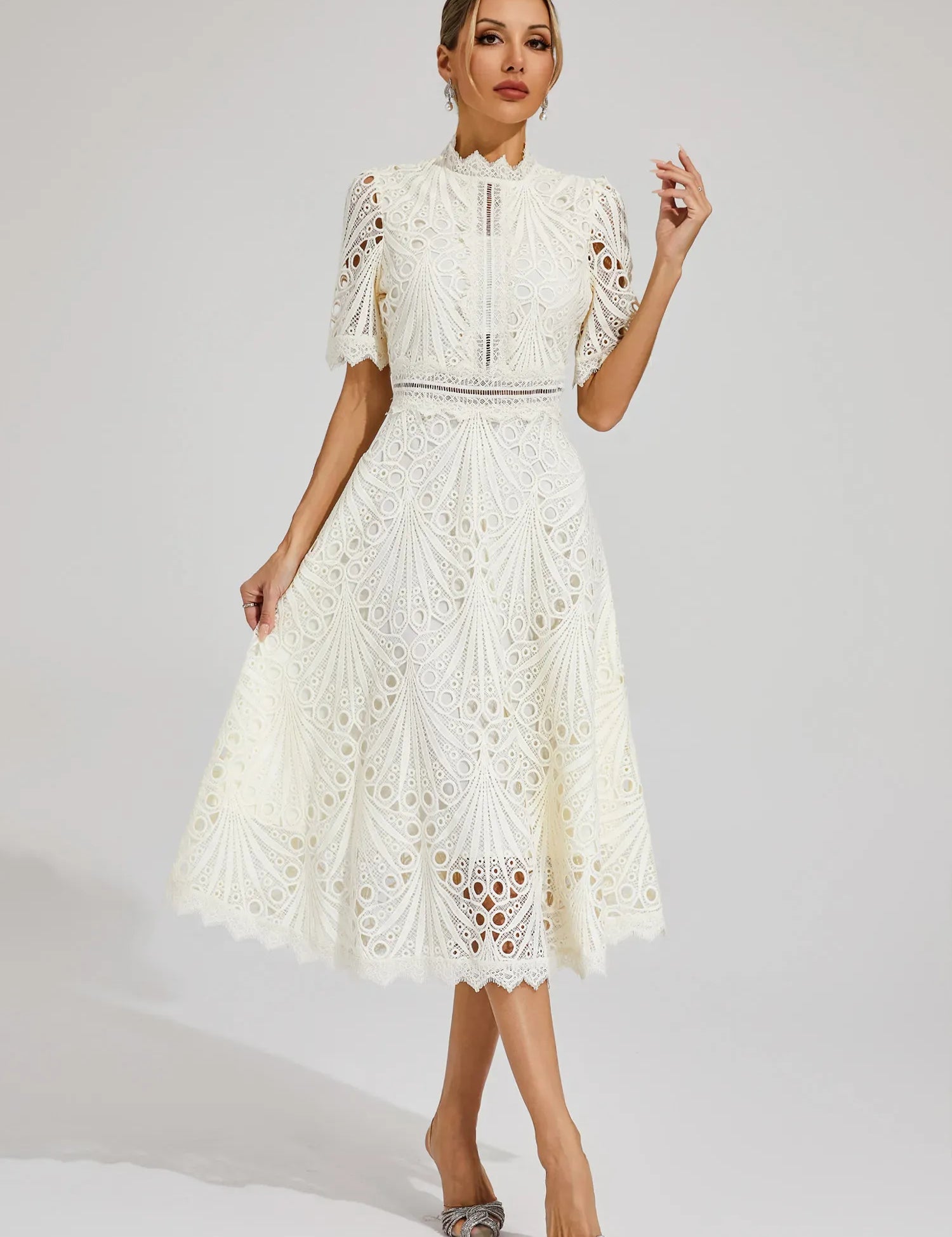 Lace midi dress – Isabelle
