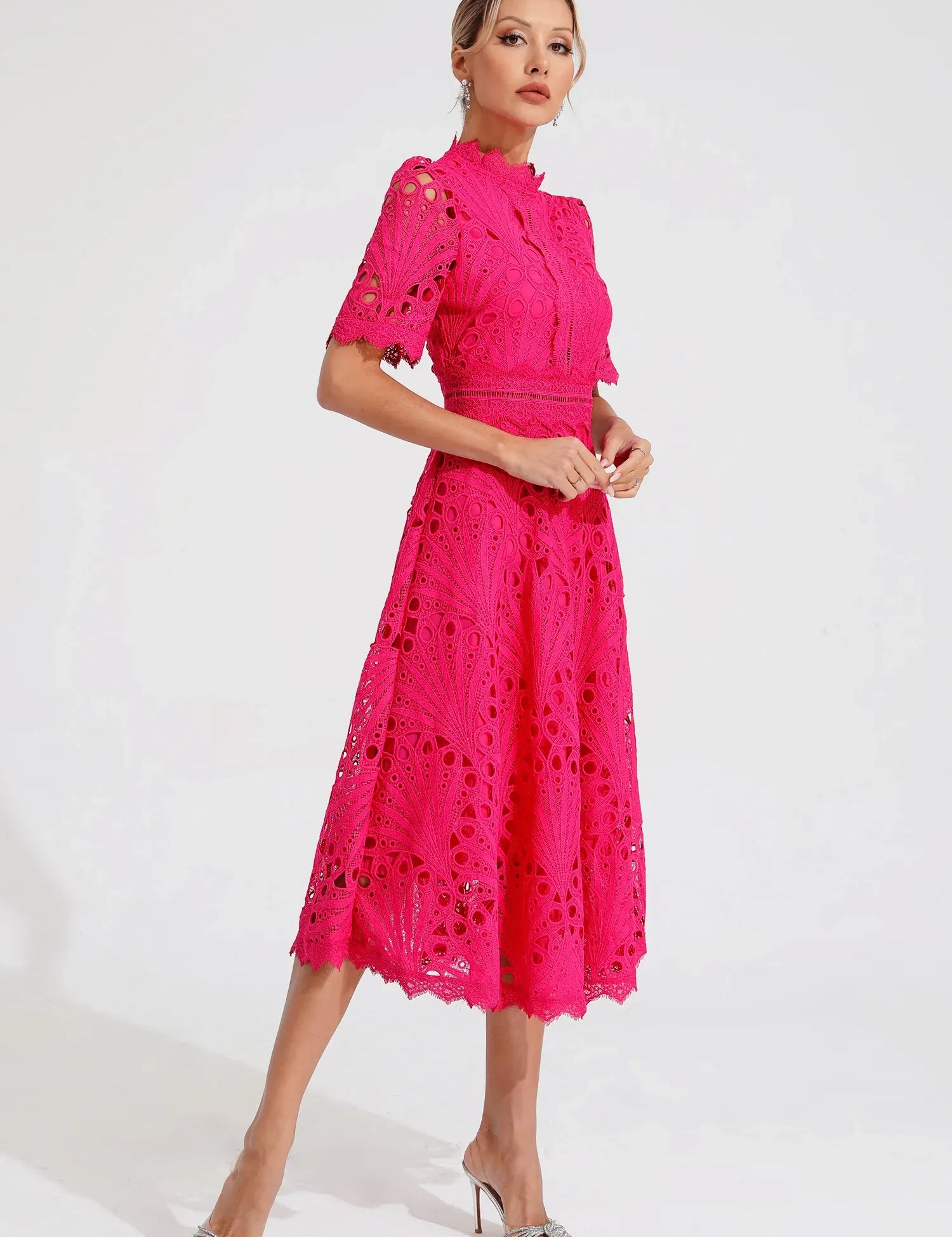 Lace midi dress – Isabelle