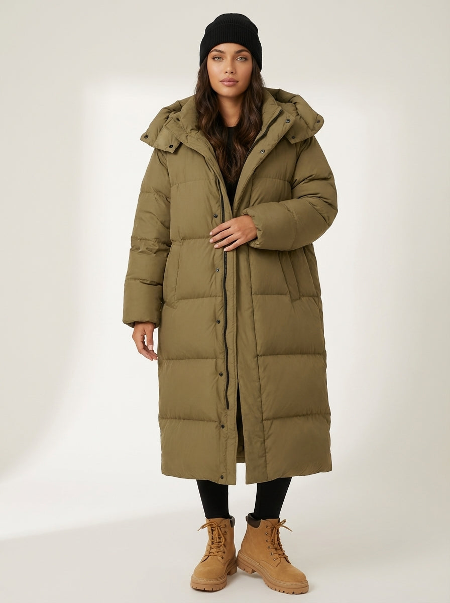 Lange geïsoleerde dames pufferjas met capuchon