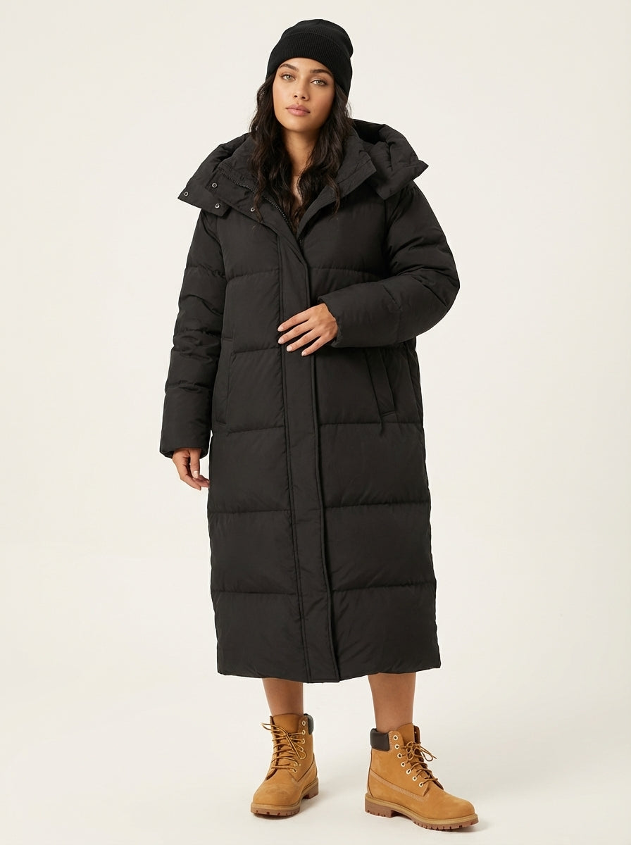Lange geïsoleerde dames pufferjas met capuchon