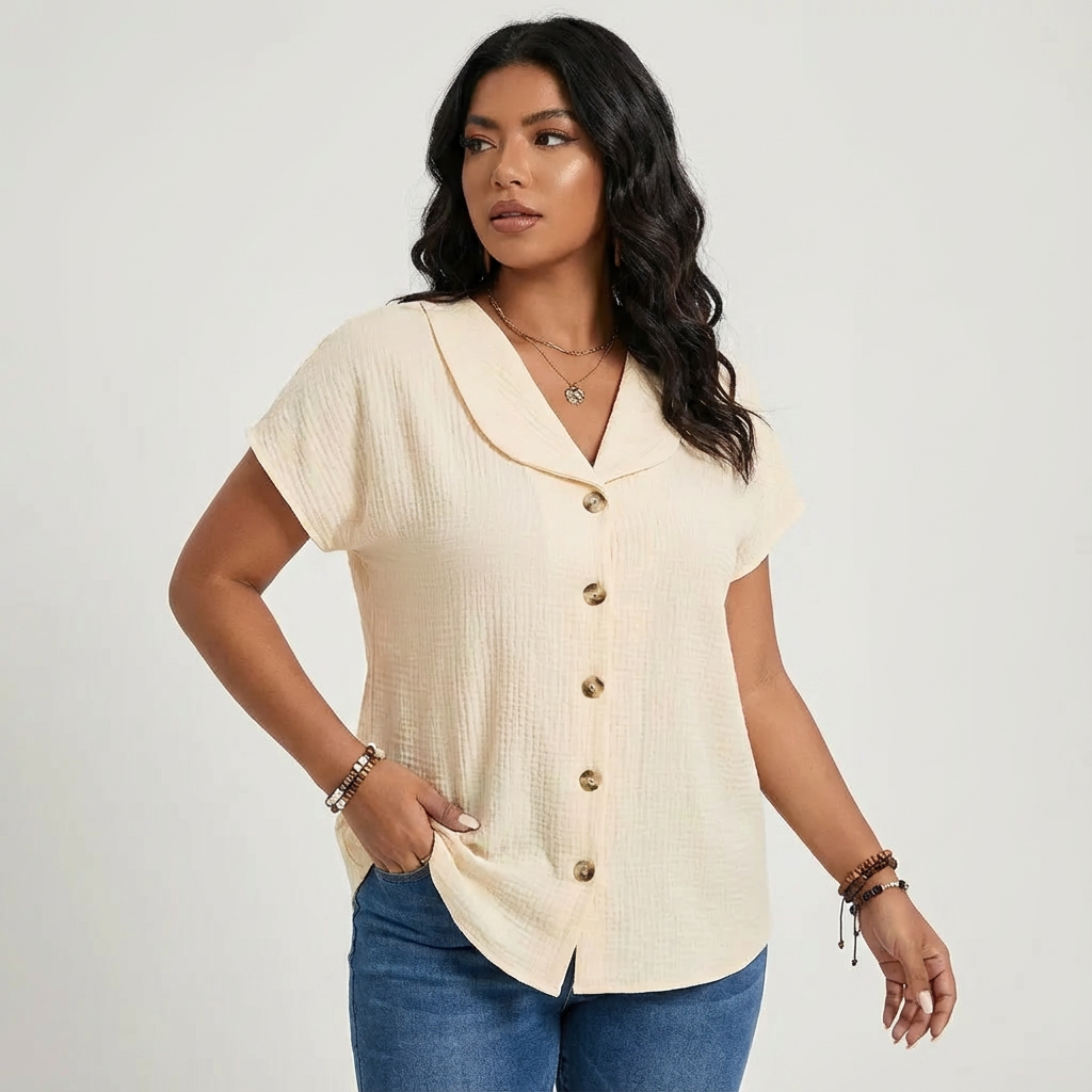 Lightweight blouse with button fastening and short sleeves