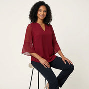 Luchtige chiffon blouse met V-hals – Céline