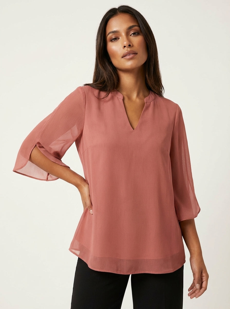 Luchtige chiffon blouse met V-hals – Céline