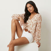 Luchtige chiffon dames blouse met bloemenprint – Elara