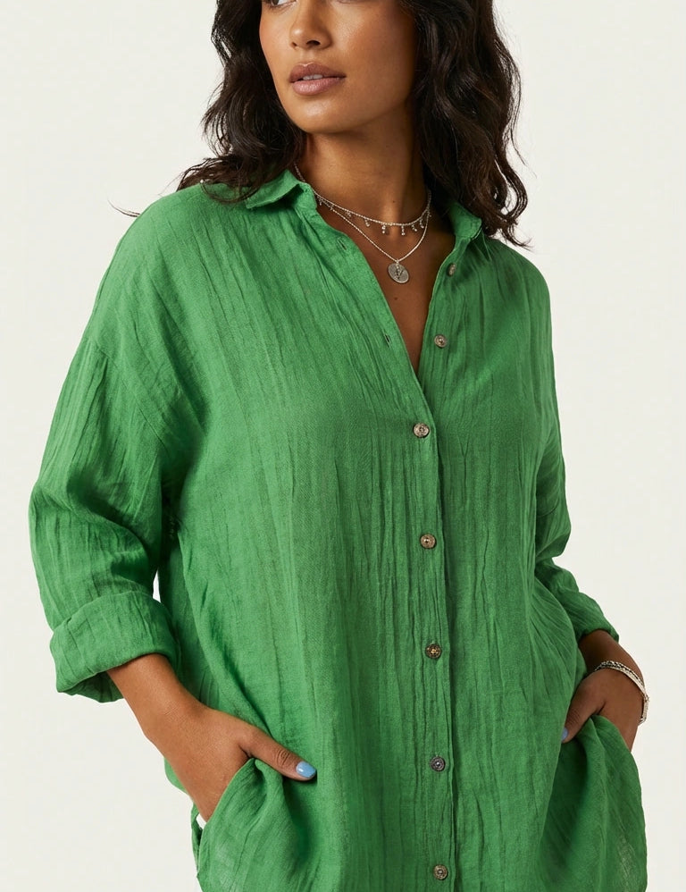 Lightweight women's button-up blouse – Élise