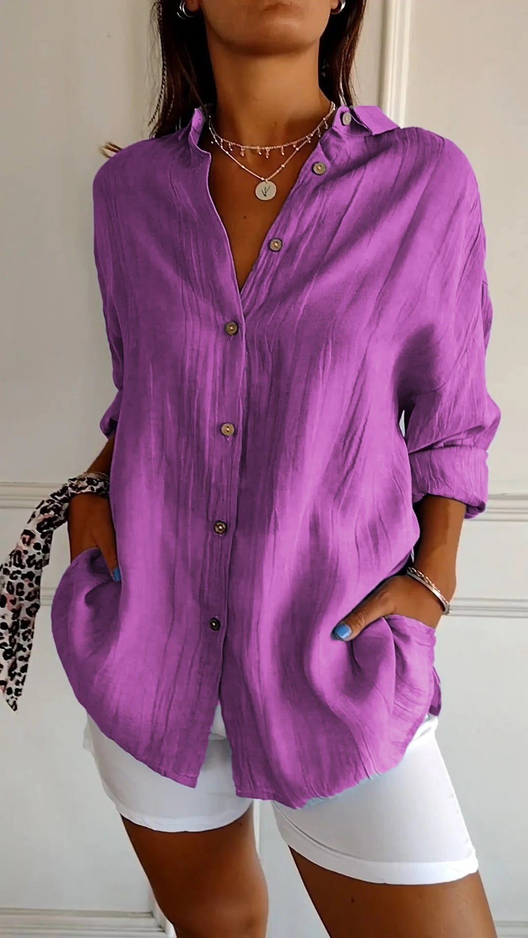 Luchtige dames blouse met knopen – Élise