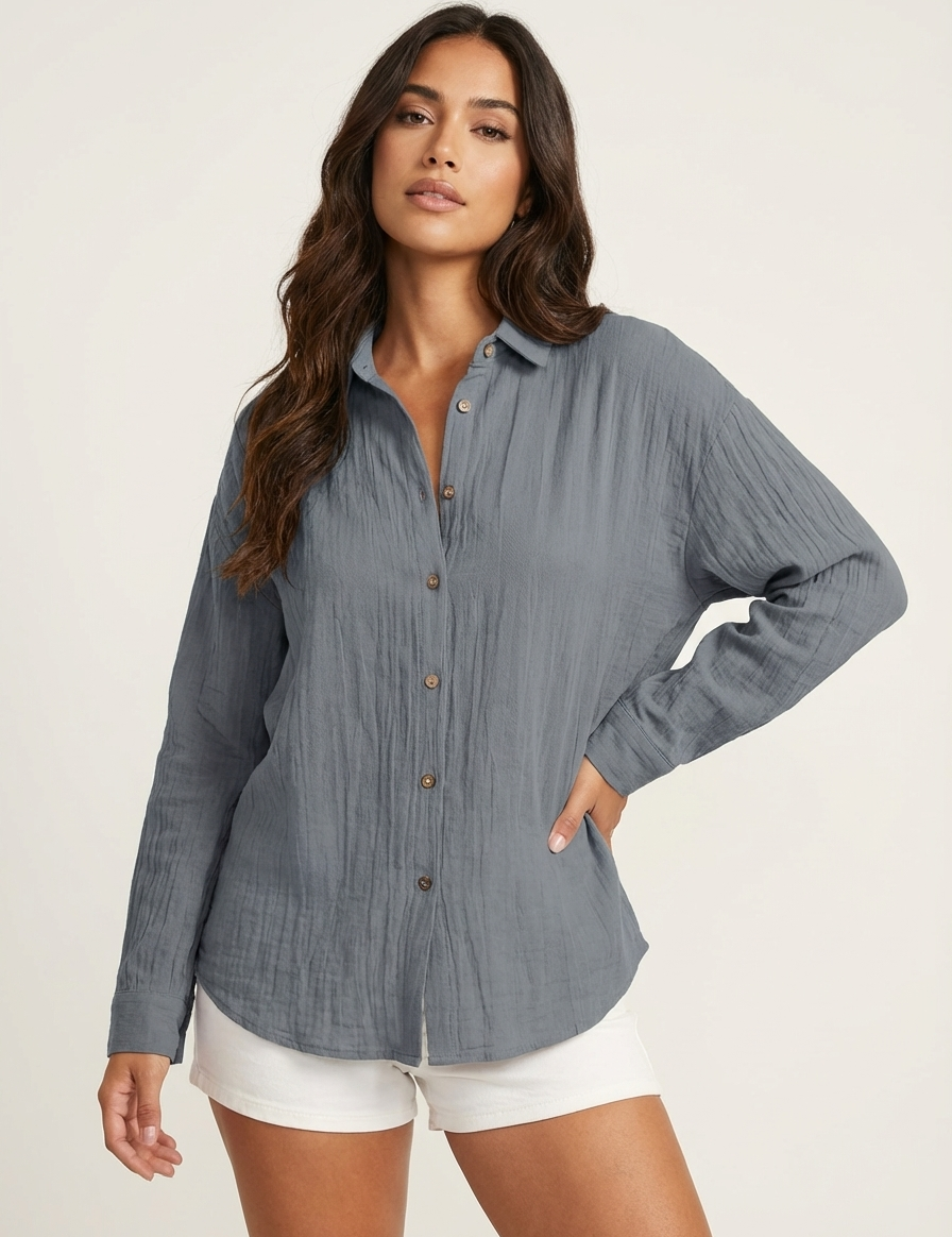 Lightweight women's button-up blouse – Élise