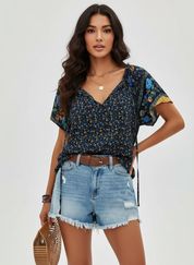 Luchtige oversized dames blouse met v-hals – Dianne