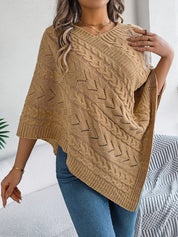 Zachte gebreide dames poncho – Novena