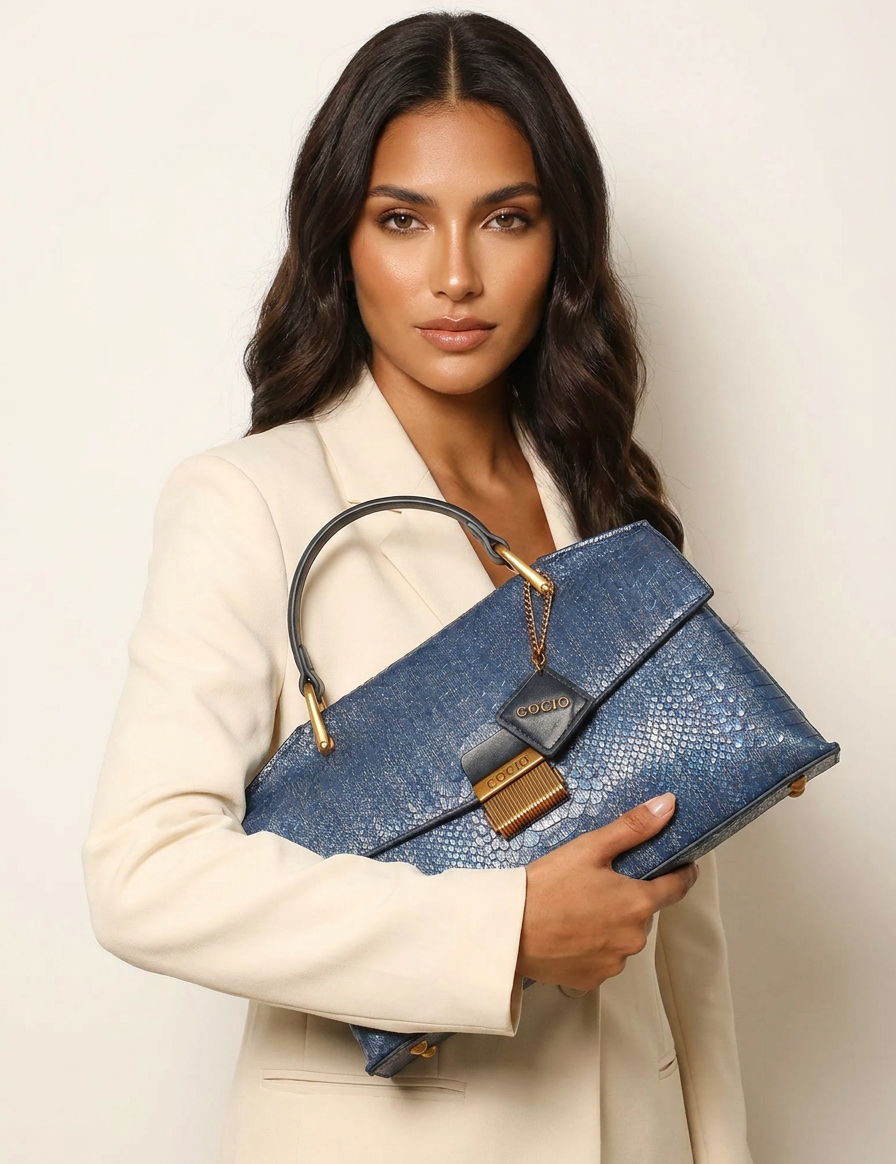 Luxe_handtas_met_slangenprint_-_Noor_10.png