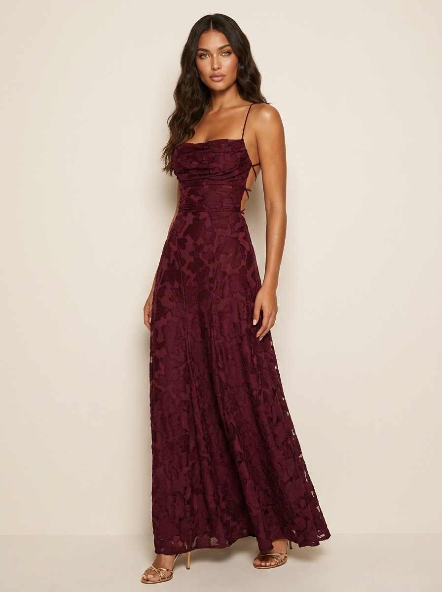 Luxe kanten galajurk met open rug - Valentina