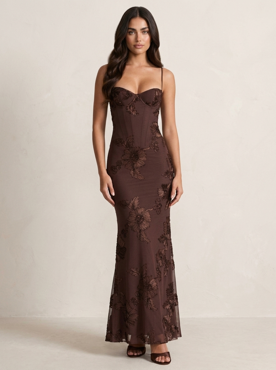 Luxe maxi jurk met bloemenkant en open rug - Luna