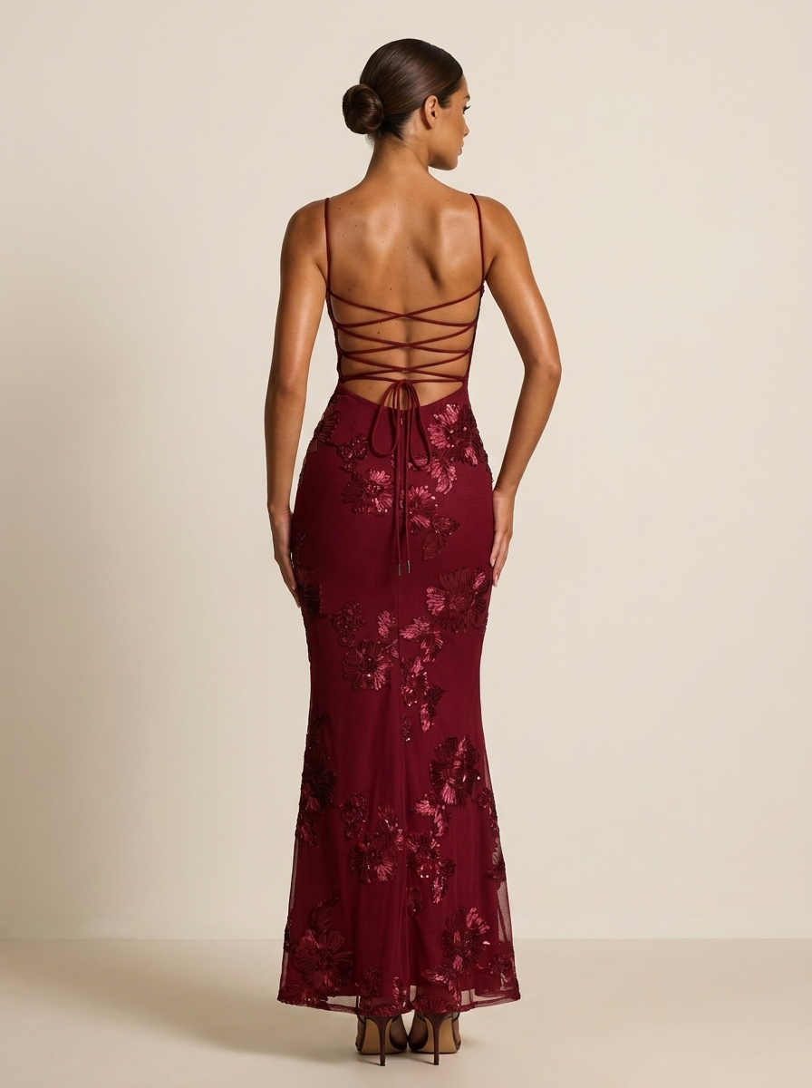 Luxe maxi jurk met bloemenkant en open rug - Luna