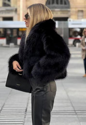 Luxe damesjas met volle faux fur uitstraling