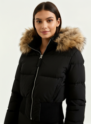 Luxe warme dames winterjas met imitatiebont kraag