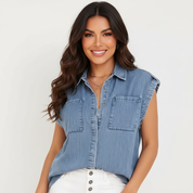 Mouwloze denim blouse met borstzakken – Delphine