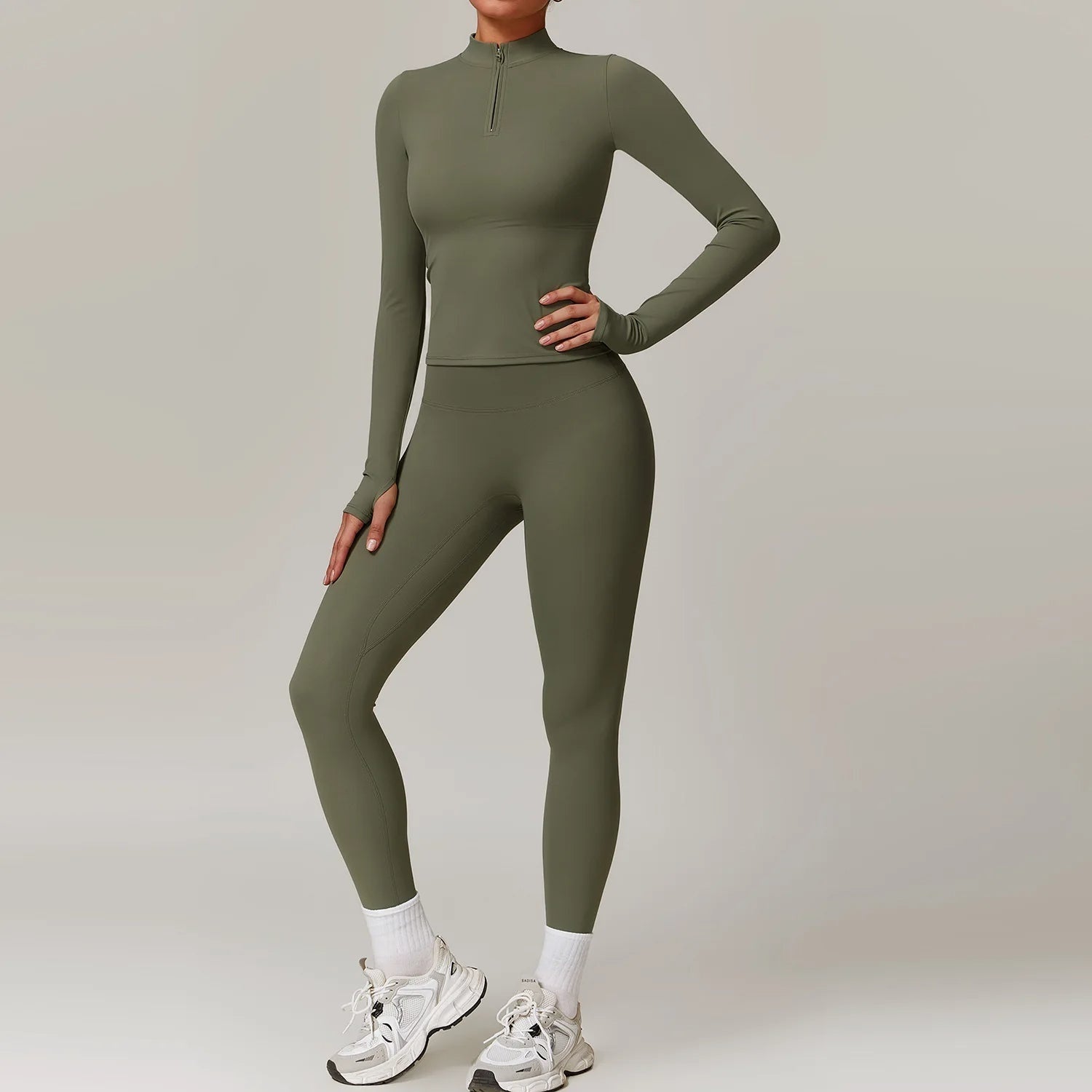 Naadloze activewear set met lange mouwen en legging – Nova