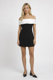 Off-shoulder mini jurk met contrastdetail - Valérie