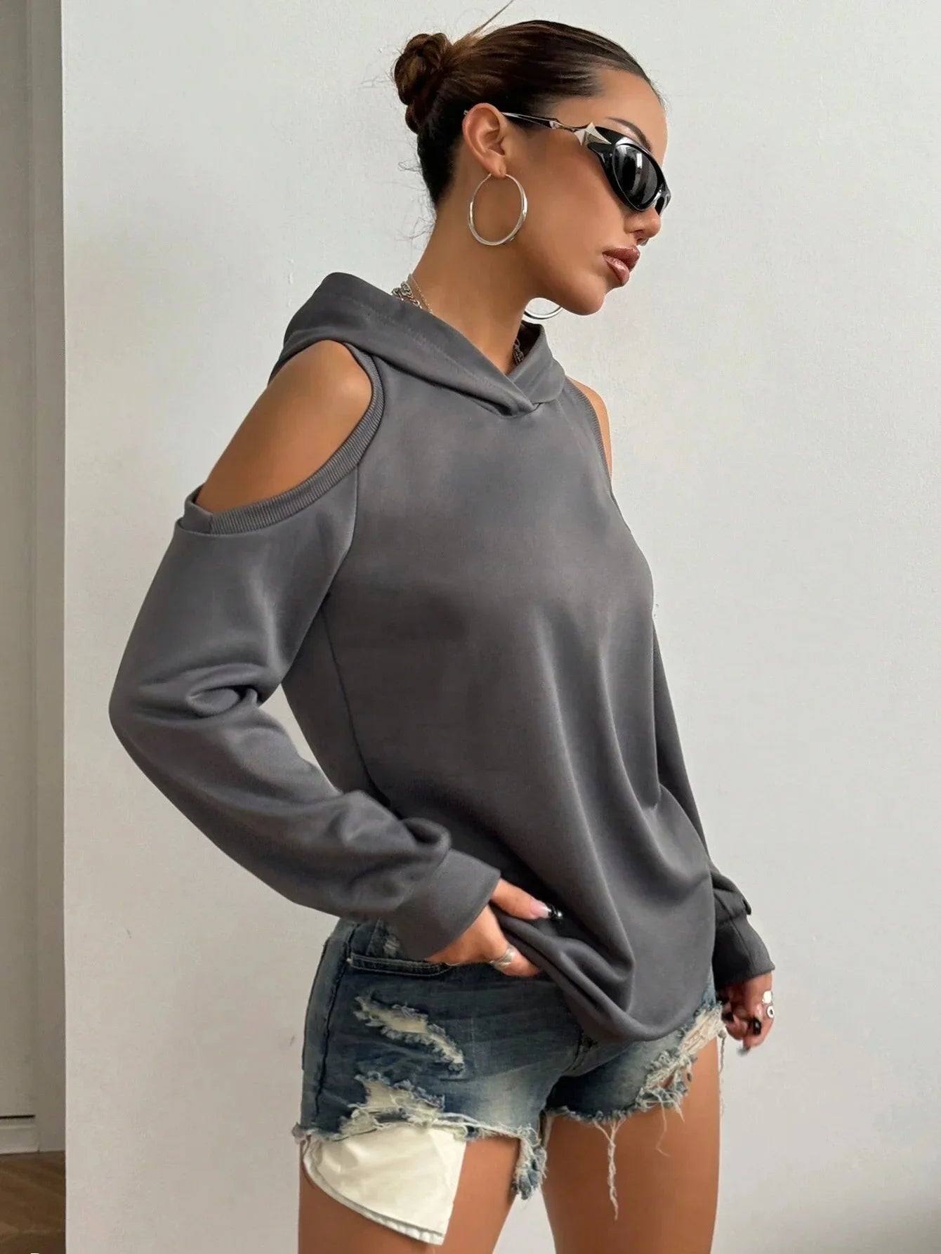 Off-shoulder dames hoodie met open schouders – Essentia