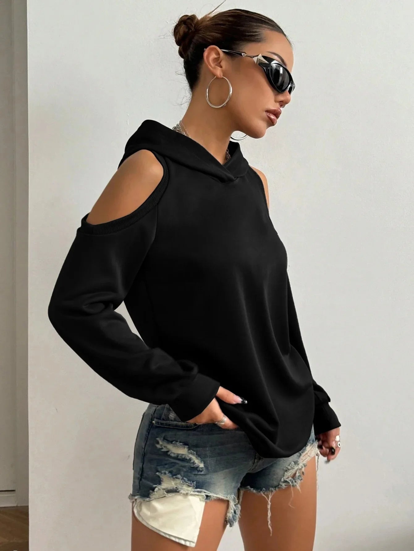 Off-shoulder dames hoodie met open schouders – Essentia