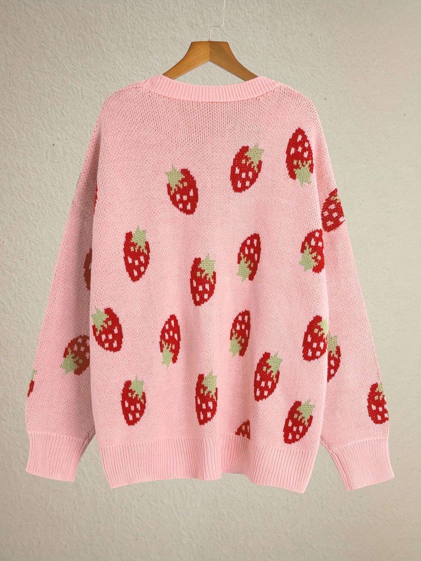 Oversized strawberry cardigan – Rosalie