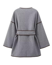 Overslag jas met ceintuur en gestructureerde pasvorm – Esmee