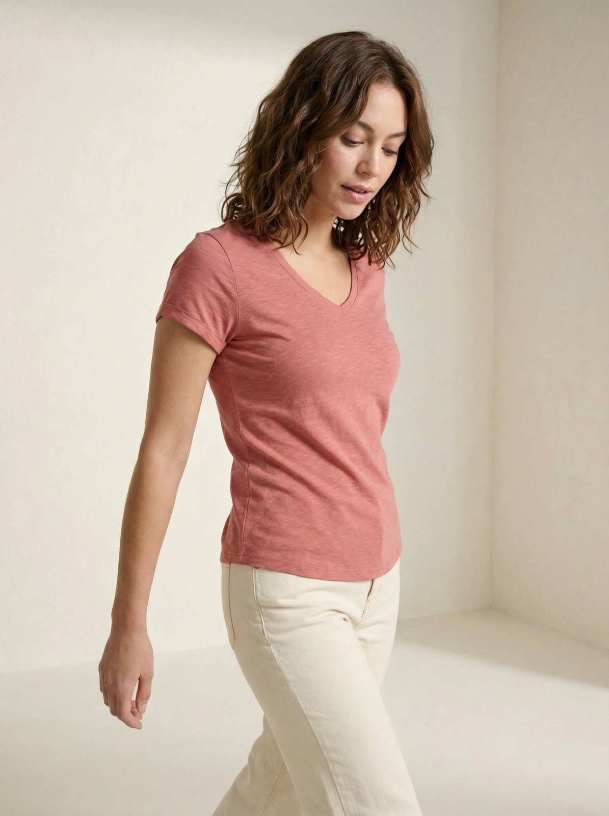 Premium Dames V-Hals T-Shirt – Mila