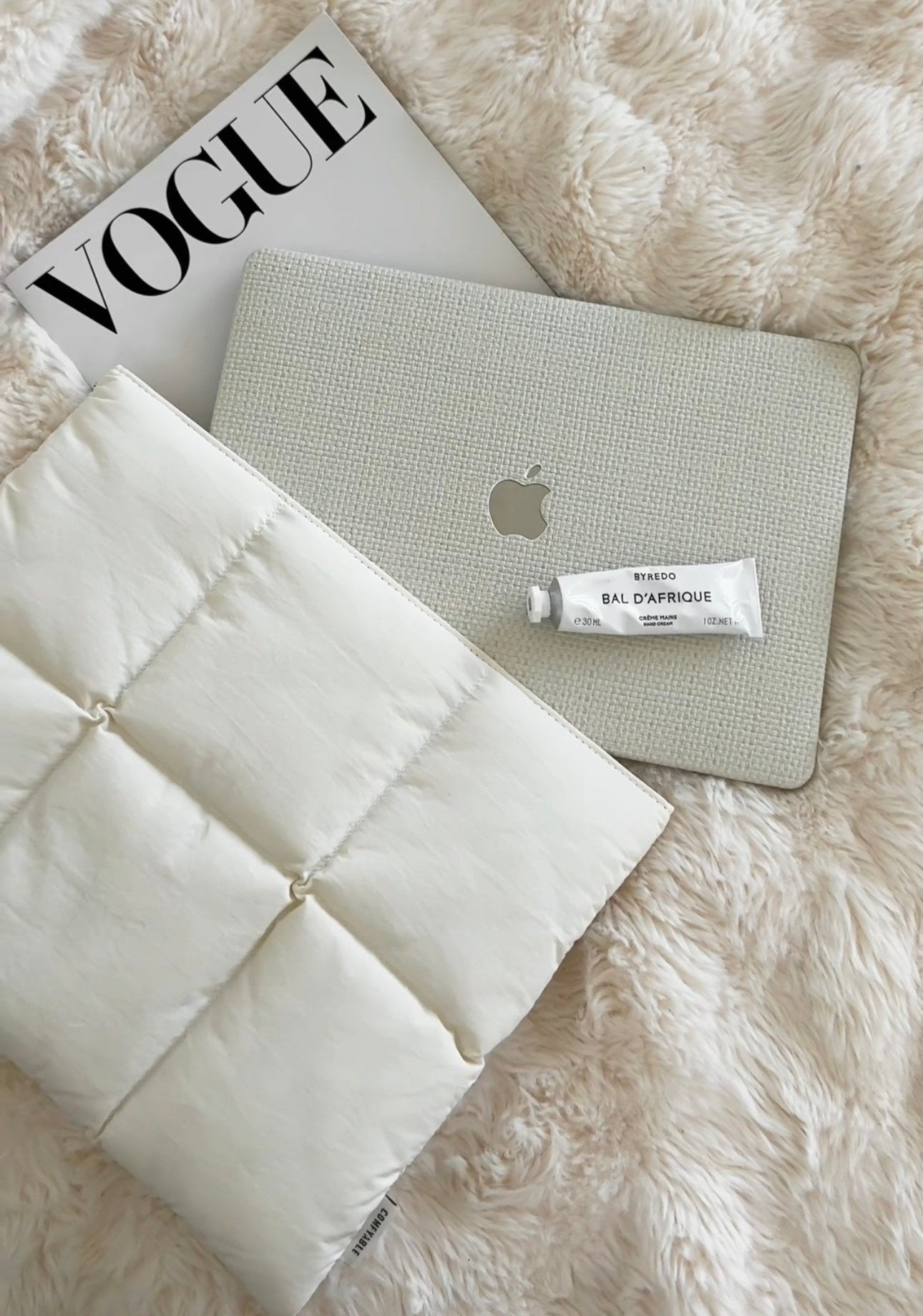 Puffer laptop hoes – Billie
