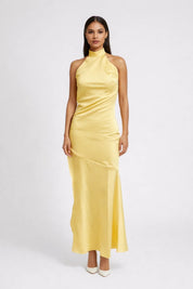 Satijnen halter maxi jurk met open rug - Seraphina