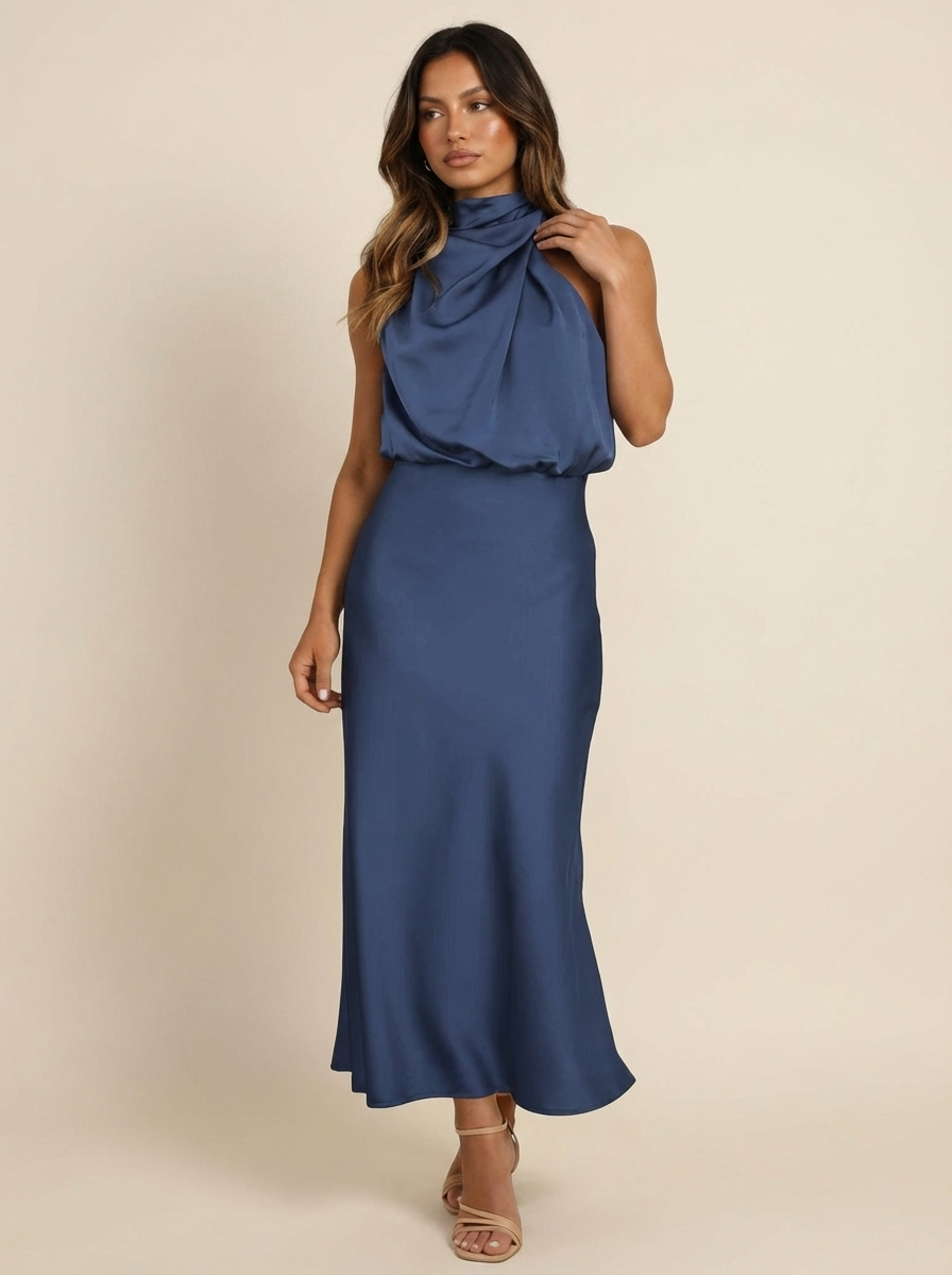 elegante jurk met luxe stof en vrouwelijke pasvorm