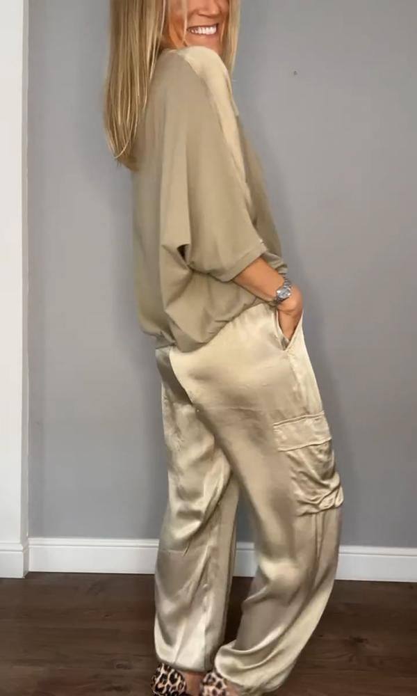 Satijnen dames set met cargobroek en loose top – Inge
