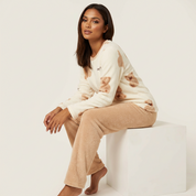 Schattige fleece pyjamaset voor dames – Eve