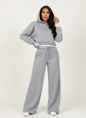 Stijlvolle tweedelige lounge set met hoodie en wide-leg broek – Dina