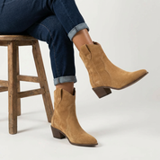 Suède enkellaarsjes met blokhak – Isolde