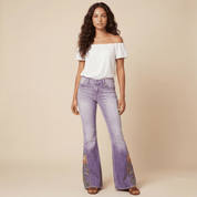 stijlvolle en unieke jeans met elegante geborduurde details voor een vrouwelijke en trendy look.