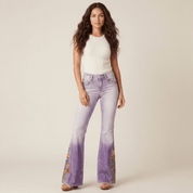 stijlvolle en unieke jeans met elegante geborduurde details voor een vrouwelijke en trendy look.