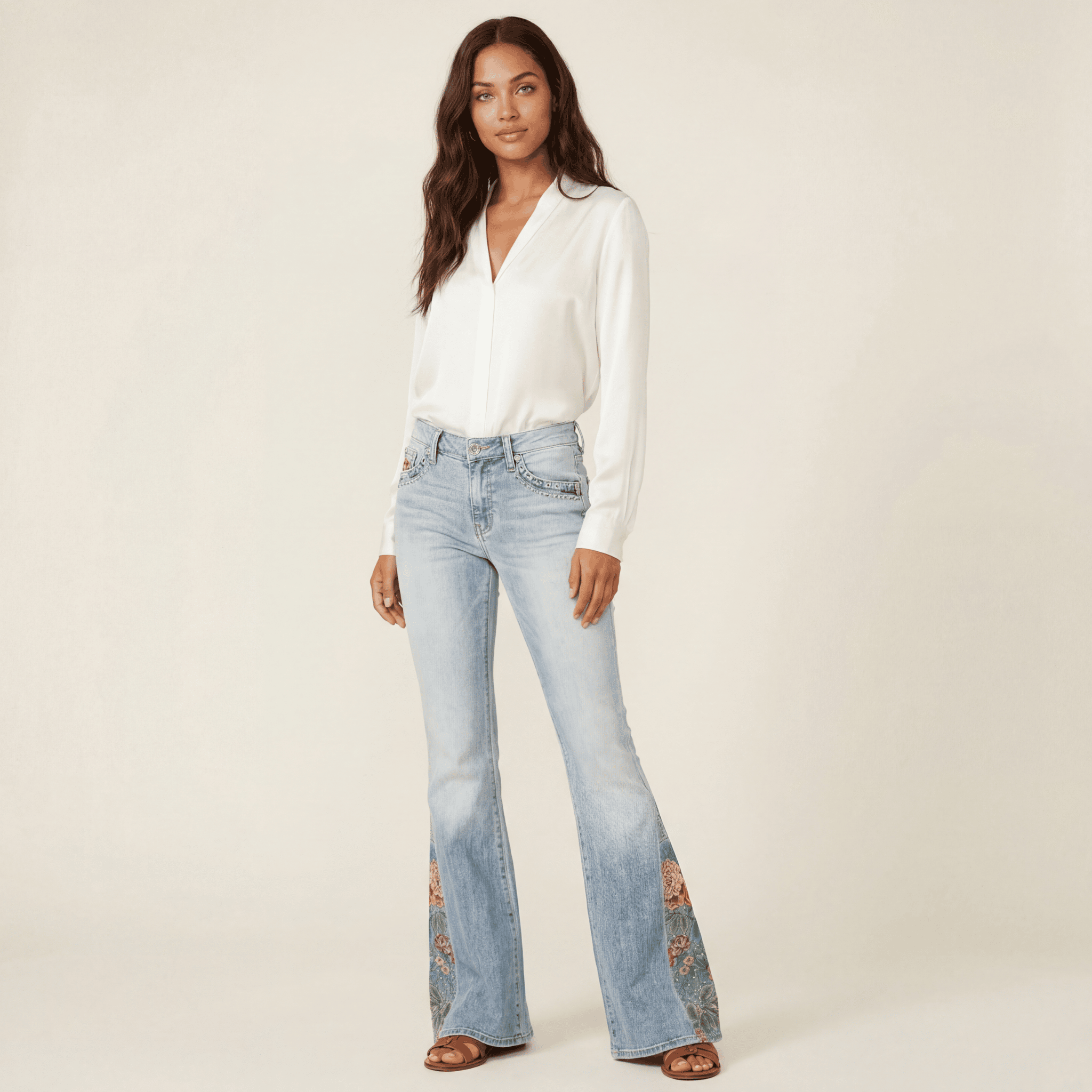 stijlvolle en unieke jeans met elegante geborduurde details voor een vrouwelijke en trendy look.