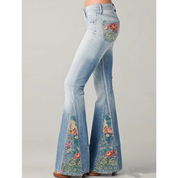 stijlvolle en unieke jeans met elegante geborduurde details voor een vrouwelijke en trendy look.