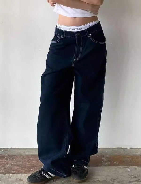 Vintageboyfriendjeansmetborduurdetailopdeachterzak00001.jpg