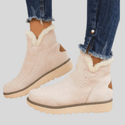 Warme gevoerde enkellaarsjes met zachte rand en stevige zool