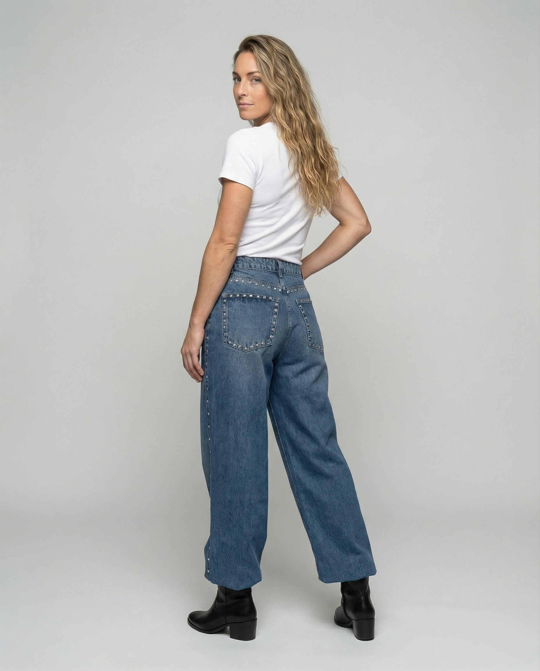 Wide leg jeans met studs - Vivid