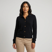 Zacht gebreid damesvest met knoopsluiting