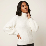 Zachte oversized trui met hoge hals