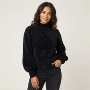 Zachte oversized trui met hoge hals