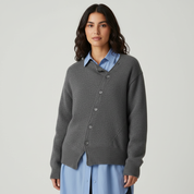 Zachte gebreide damescardigan