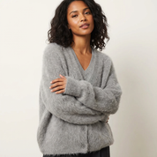 Zachte gebreide dames cardigan met knoopsluiting