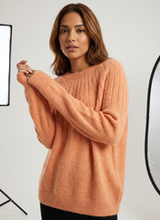 Zachte gebreide dames pullover met fluffy textuur